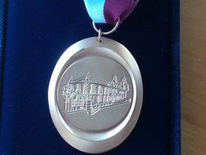 Medalha de Mérito Municipal – Grau Ouro